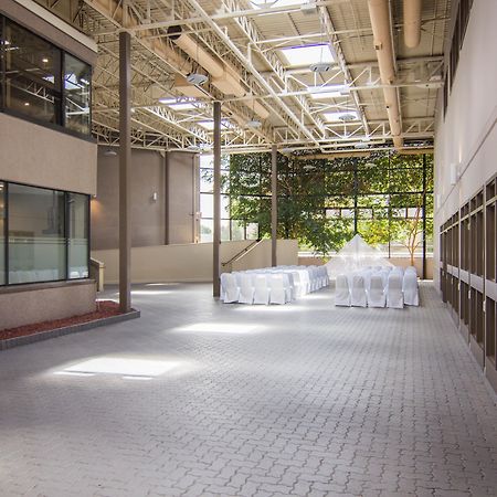 Holiday Inn Sudbury By Ihg Exterior foto