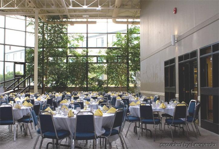 Holiday Inn Sudbury By Ihg Restaurante foto